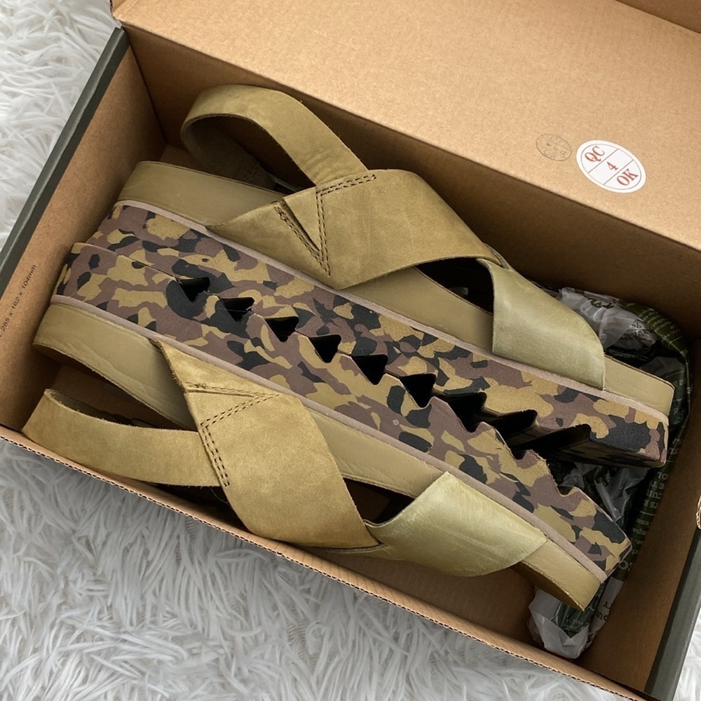 NWT Timberland olive green nubuck sandals - Picture 6 of 8